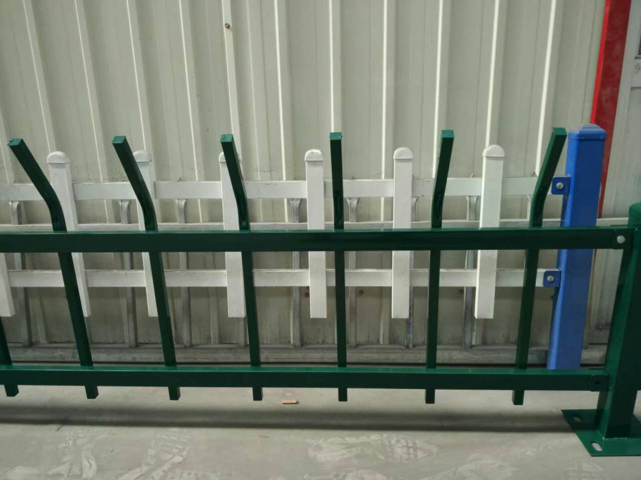 公园锌钢护栏