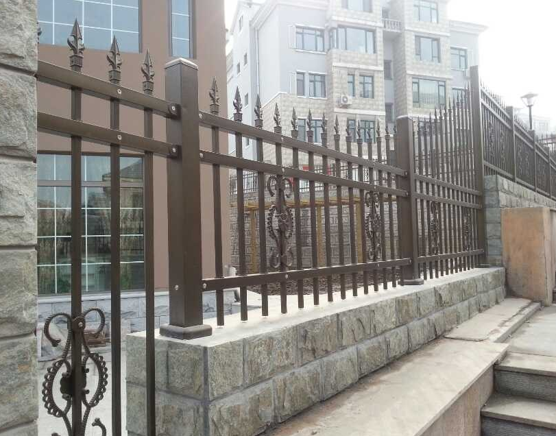 小区铁艺护栏 小区铁艺护栏