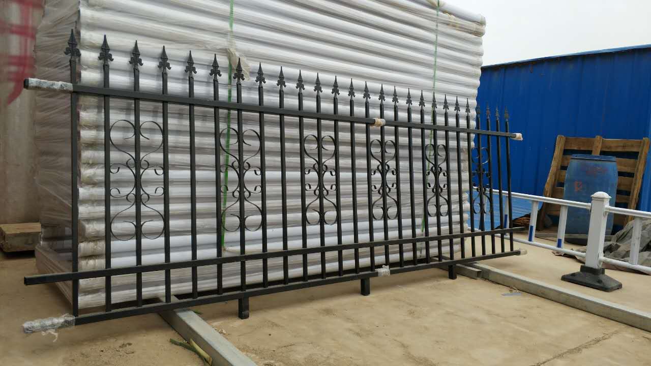 小区铁艺护栏
