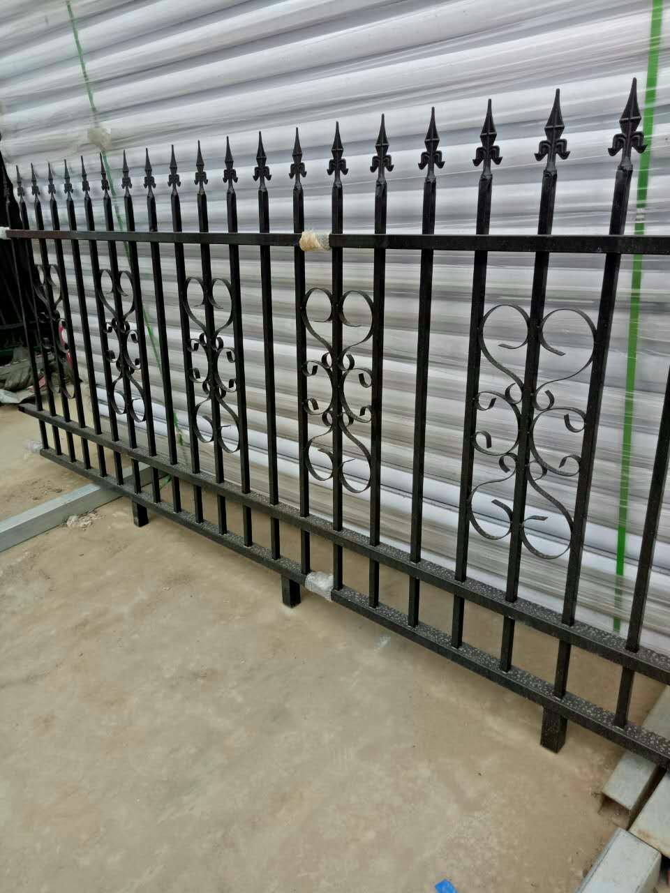 锌钢围墙护栏