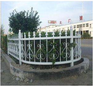 草坪铁艺护栏